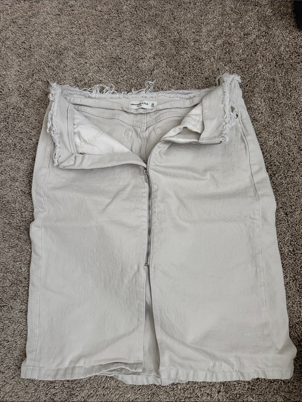 Abercrombie & Fitch High-Rise Cream Denim Skirt